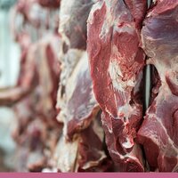 Аргентинские власти решили на 30 дней приостановить экспорт говядины 