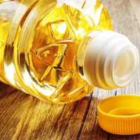 В Казахстане увеличен размер ежемесячной квоты на экспорт подсолнечного масла на март-май до 38 тыс. тонн