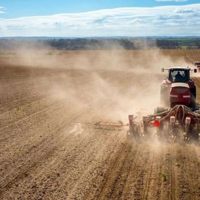 Во время весенней посевной Украина намерена засеять не менее 70% возможных площадей 