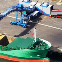 Украина: 1,25 млн. тонн зерна пропадает на кораблях в заблокированных портах Черного моря 