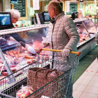 В Германии мясные продукты за год подорожали на 47% 