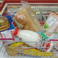 Минторговли предложило упразднить в Казахстане регулирование цен на социально значимые продукты 