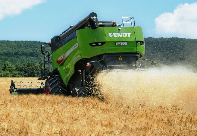 Немецкую сельхозтехнику Fendt и Valtra планируют собирать на новом заводе в Казахстане