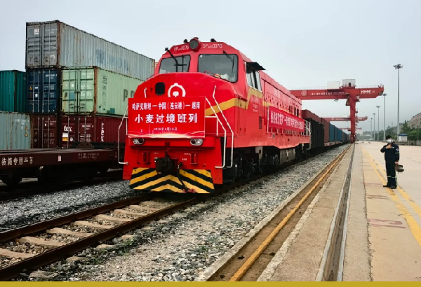 В Китай прибыл первый транзитный состав с казахстанской пшеницей для Вьетнама